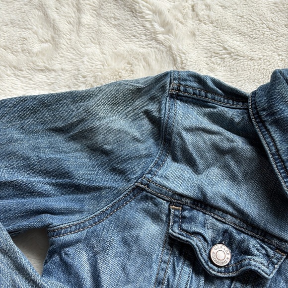 Garage Light Blue Cropped Jean Jacket Size Small - Picture 2 of 9